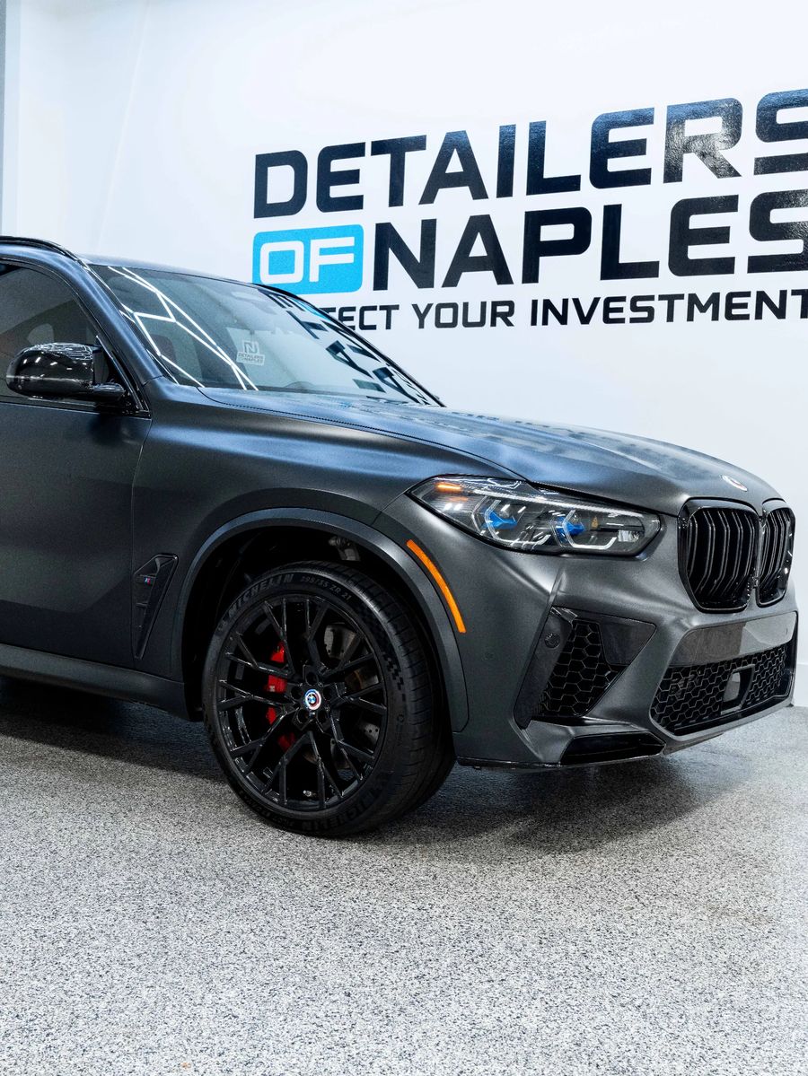 BMW X5 M · Stealth matte